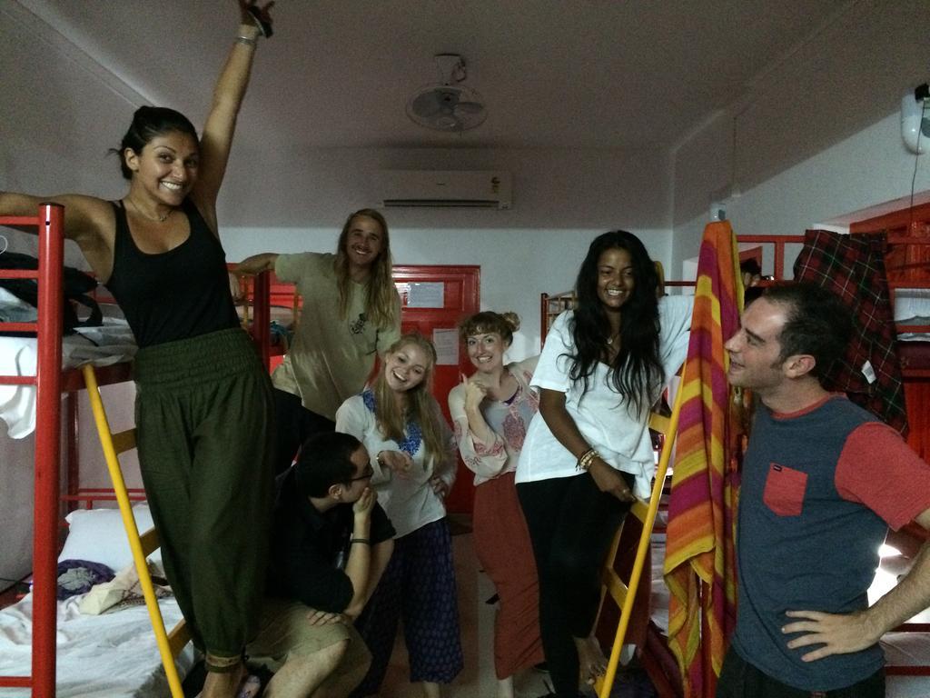 Red Lollipop Hostel Τσενάι Εξωτερικό φωτογραφία