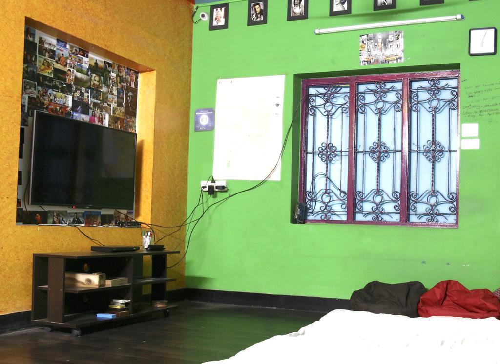 Red Lollipop Hostel Τσενάι Εξωτερικό φωτογραφία
