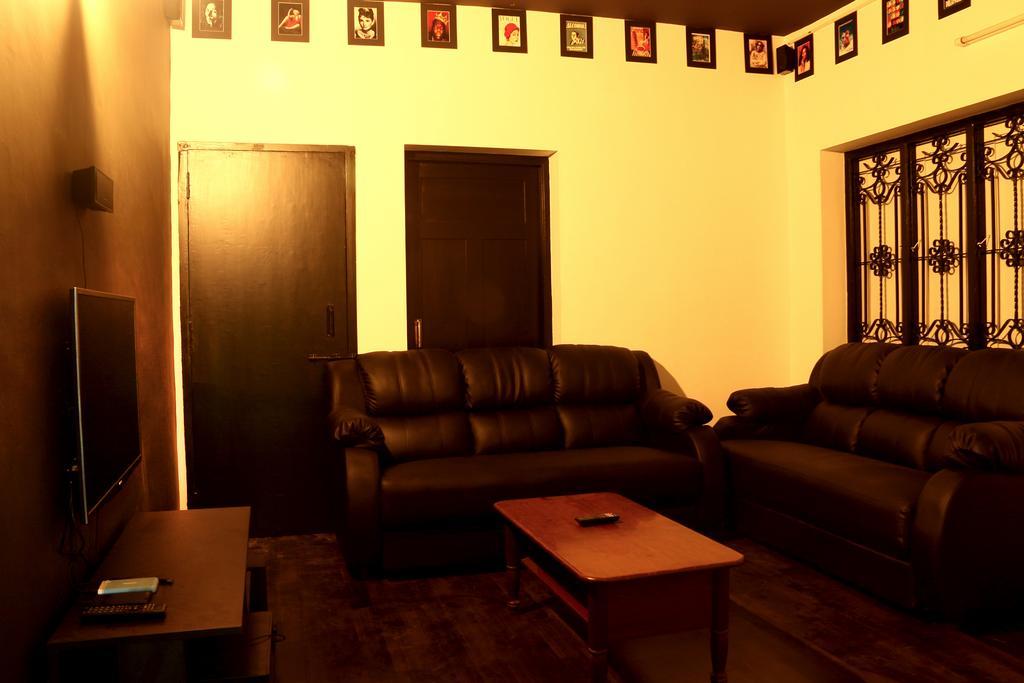 Red Lollipop Hostel Τσενάι Εξωτερικό φωτογραφία